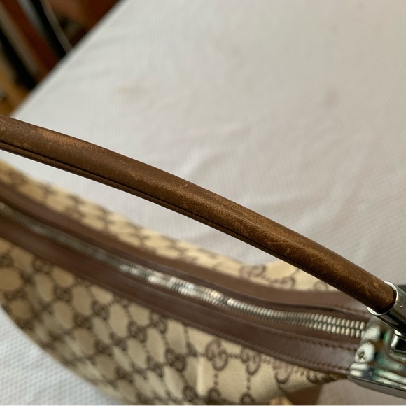 Vintage Gucci Canvas GG Shoulder Bag. - Picture 11 of 17